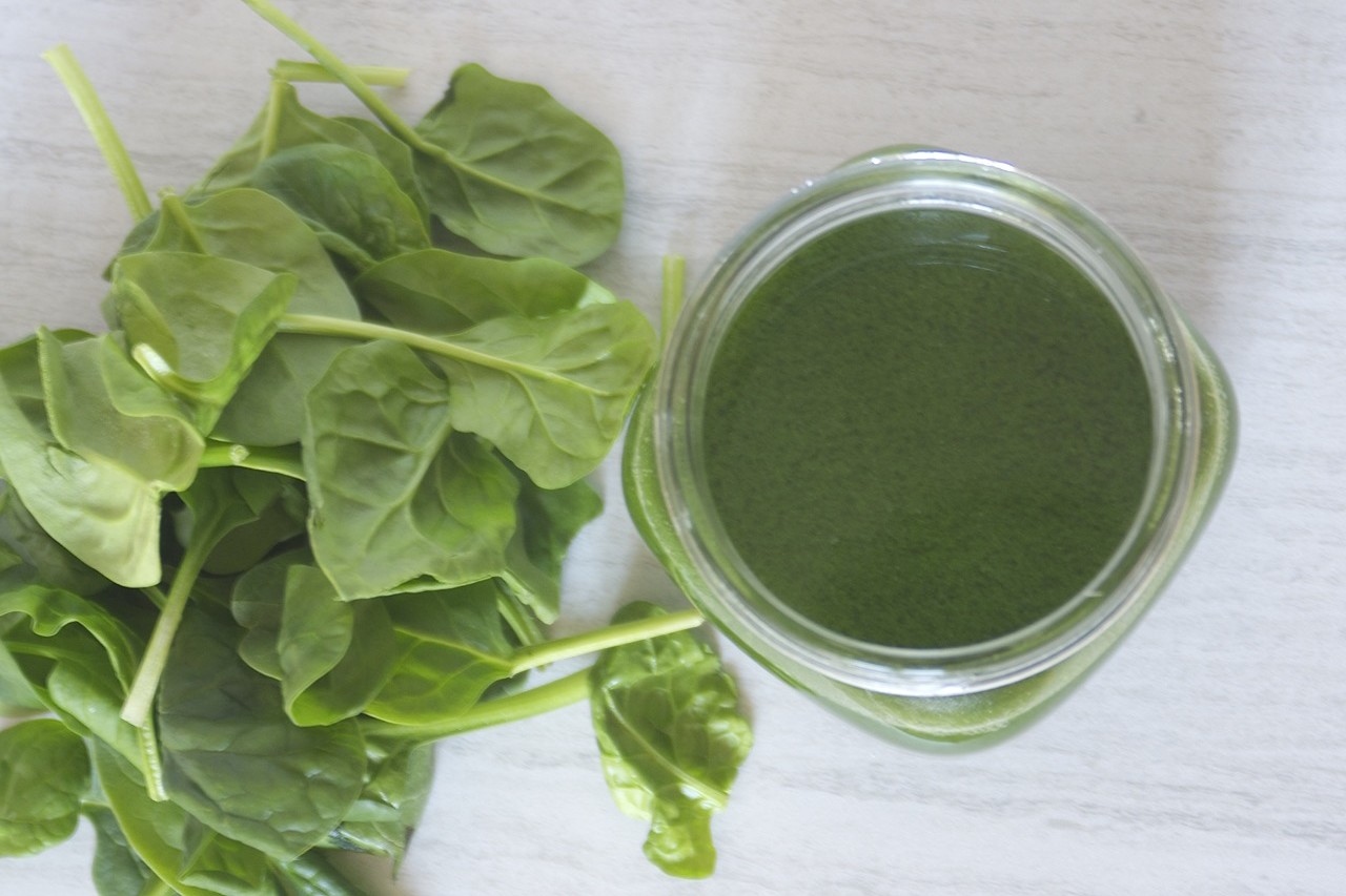 How to Make Natural Green Food Coloring - Lauren Sharifi Nutrition