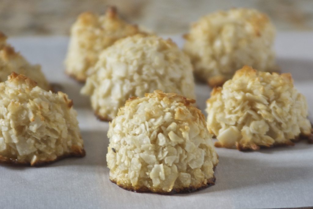 Naturally Sweet Chocolate Coconut Macaroons