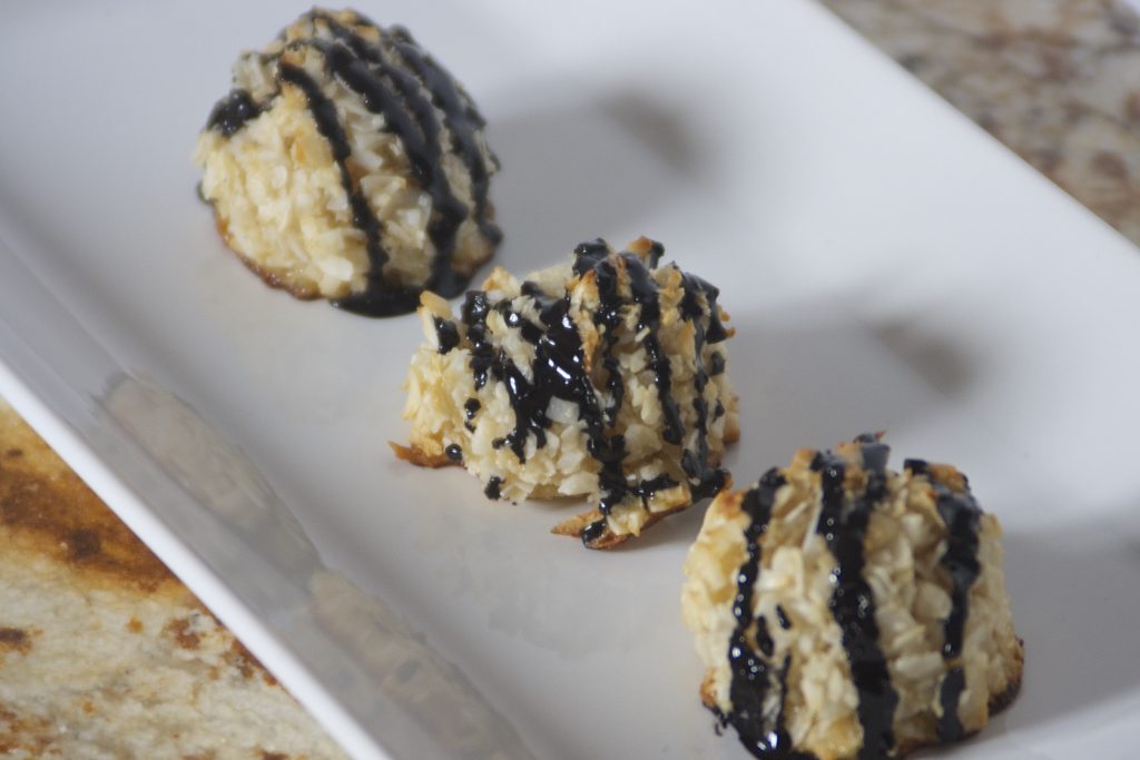 Naturally Sweet Chocolate Coconut Macaroons